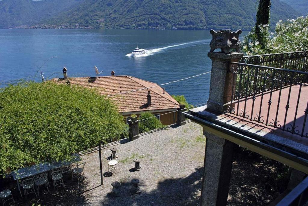 The Family - Apartments In Villa With Lake View アルジェーニョ エクステリア 写真