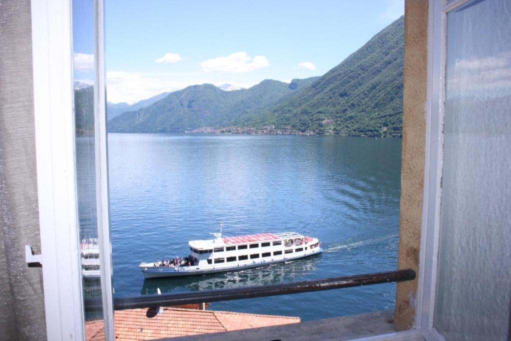 The Family - Apartments In Villa With Lake View アルジェーニョ エクステリア 写真